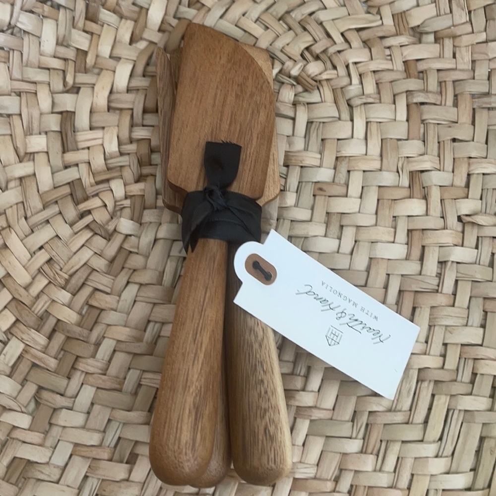 ***DISCONTINUED*** NEW Hearth & Hand Acacia Cheese Knives ~